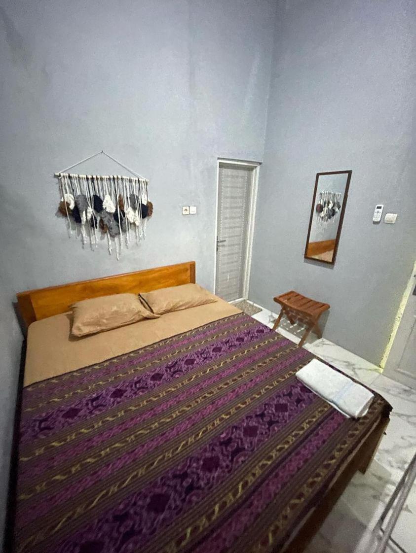 Loyal Friend Hostel Karimunjawa Phòng bức ảnh