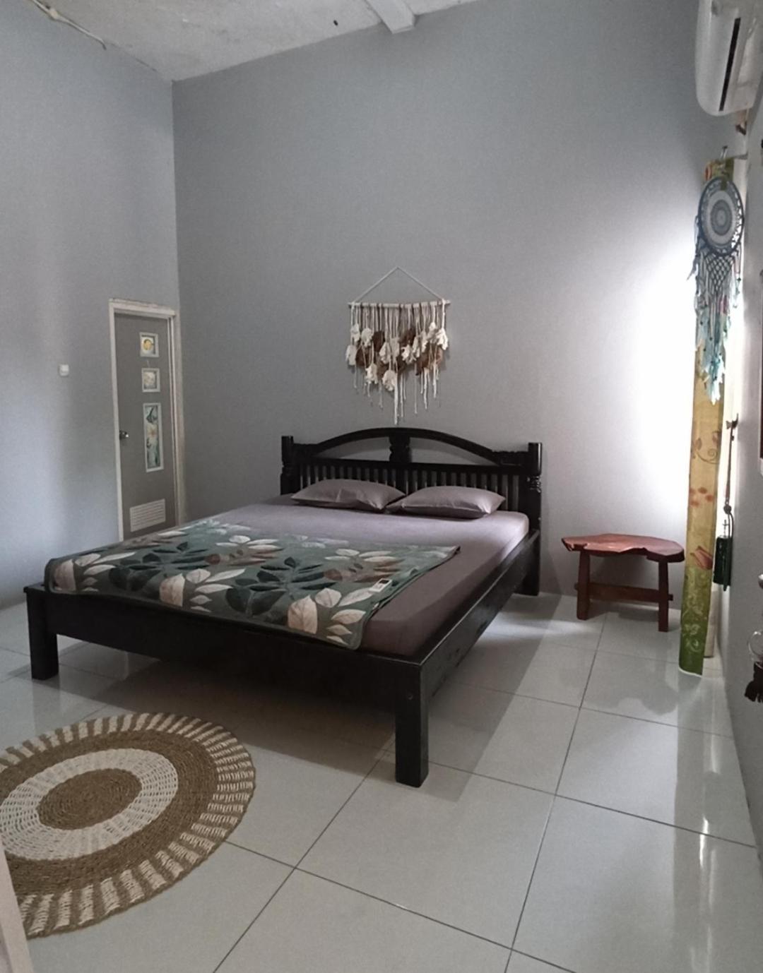 Loyal Friend Hostel Karimunjawa Phòng bức ảnh
